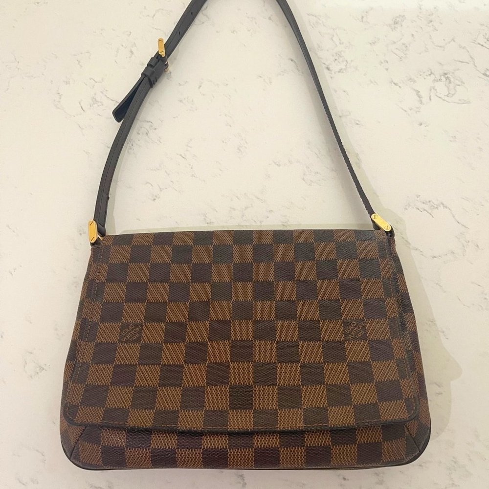 Louis Vuitton Tribeca Handbag Damier Long